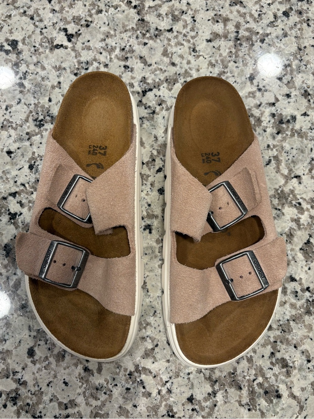 Papillio by Birkenstock Arizona Chunky Suede Platform Slides Sand size 37 Narrow - Picture 5 of 11